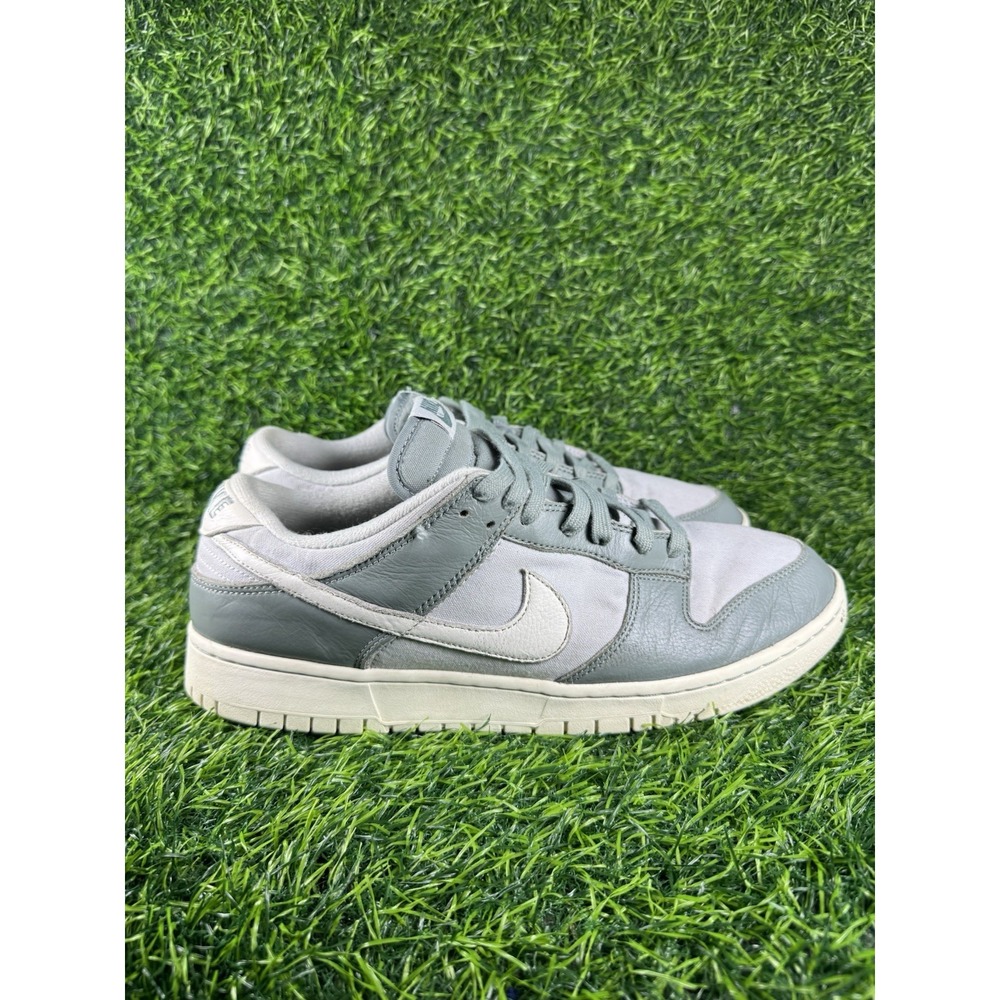 Nike Dunk Low DV7212-300 Green White Men’s Size 12 Pre-Owned